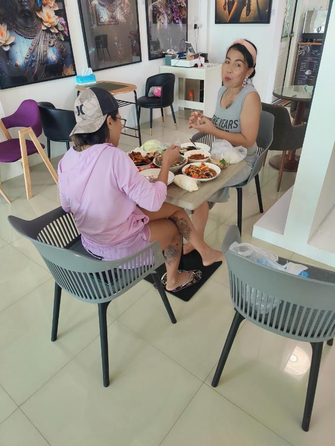 Cafe Nana Hotel Nong Prue Exteriör bild